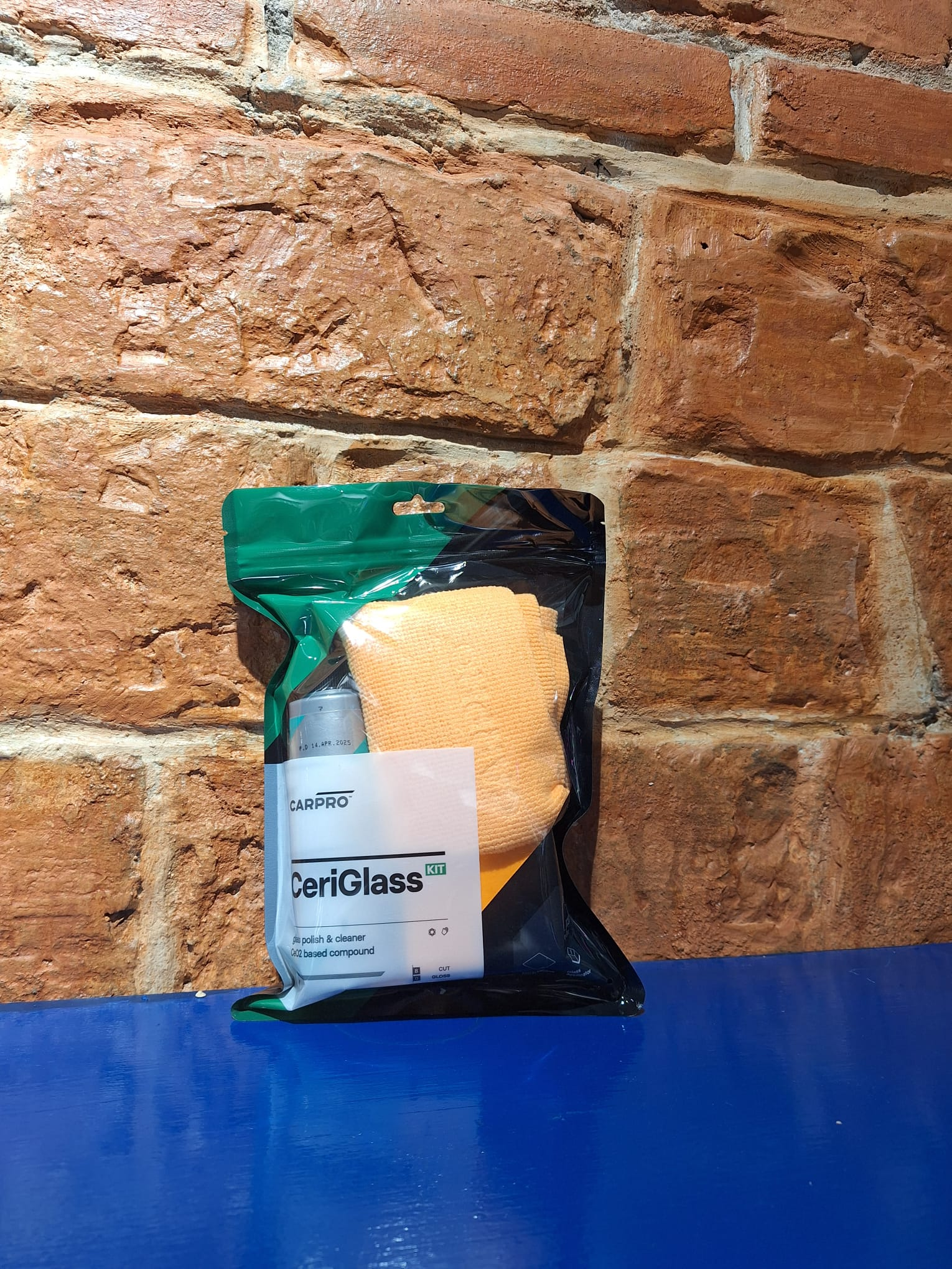 Image of CarPro 150ml Ceriglass Polish Kit